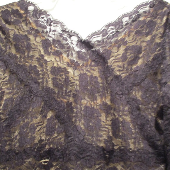 bebe - Picture 3 of 5